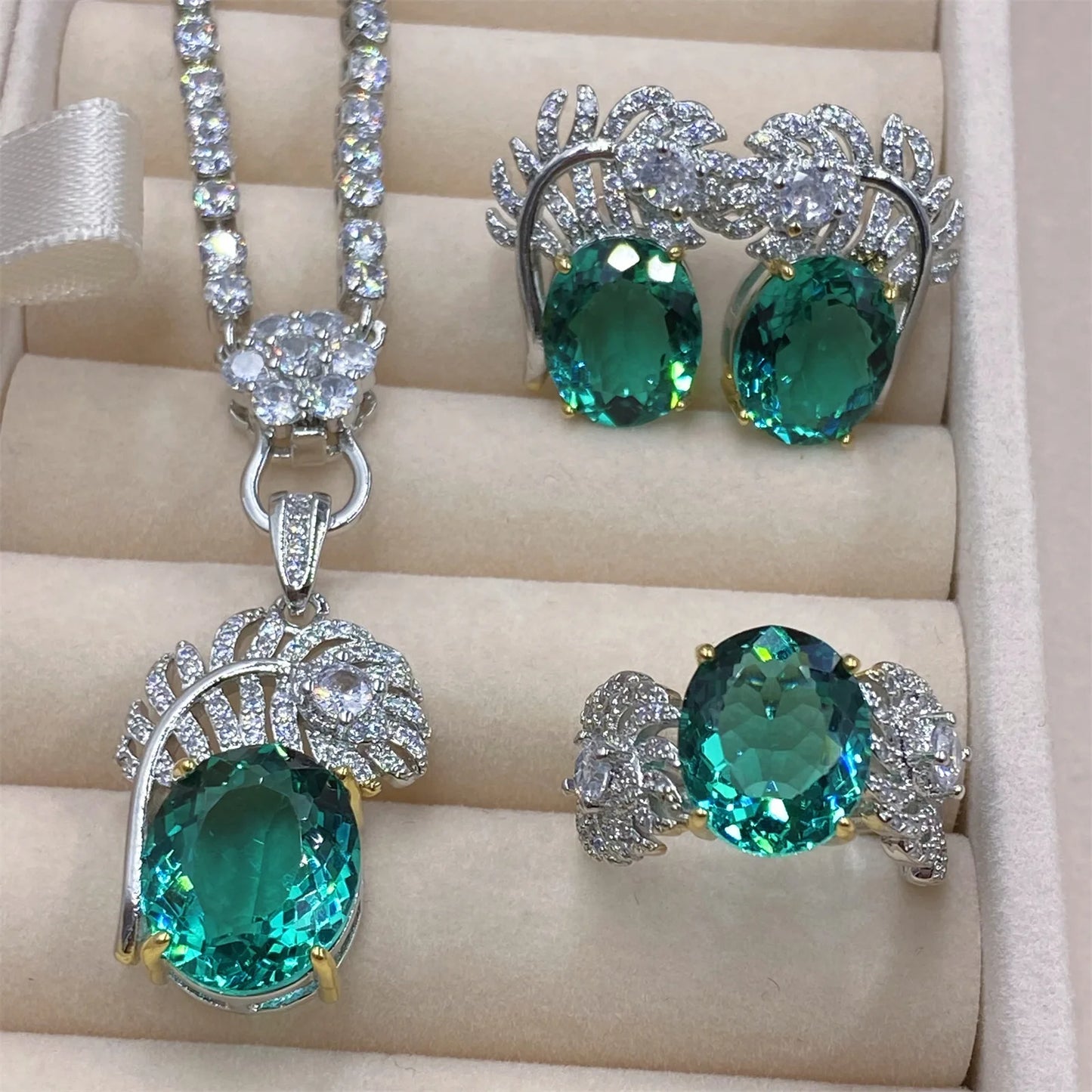 New Sterling 925 Silver Lab Emerald Shiny Zircon Bridal Jewelry Sets for Women Noble Vintage Oval Gemstone Ring Earring Necklace